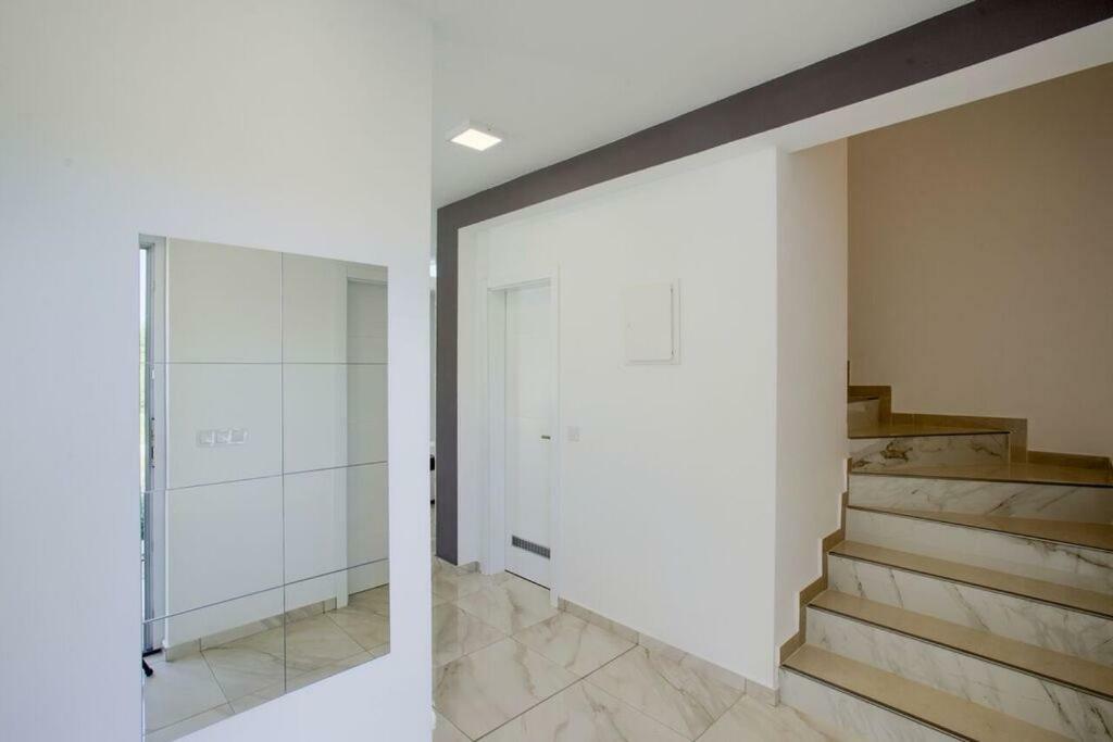Villa Sanja Plovanija المظهر الخارجي الصورة